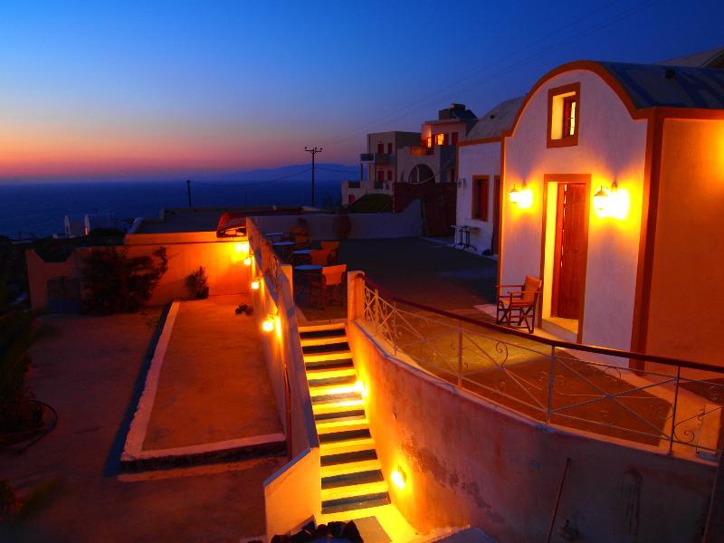 Ether Sunset Oia Kültér fotó